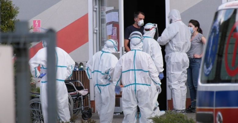 Co się dzieje w centrum opieki w Czernichowie?! Ponad 50 osób trafiło do szpitala! [WIDEO]