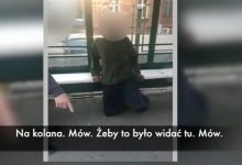 Szokujące nagranie! Kazał klękać bezdomnemu i przepraszać Allaha! [WIDEO]