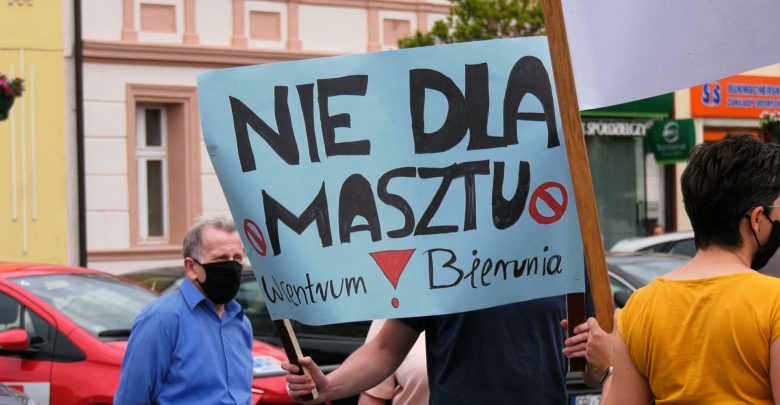 Śląskie: Bunt przeciwko sieci 5G! Nadajnika nie chcą u siebie mieszkańcy Bierunia. Głos zabrał burmistrz!