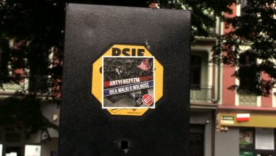 Miasto przygotowuje pozew, a w mieście trwają już też przygotowania przeciwników nacjonalistycznej manifestacji. Na pl. Miarki, miejscu skąd ruszy marsz, pojawiły się już plakat