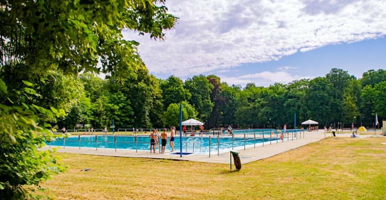 Bytom: Miasto otwiera basen w Parku im. Franciszka Kachla. Są pewne ograniczenia (fot.UM Bytom)