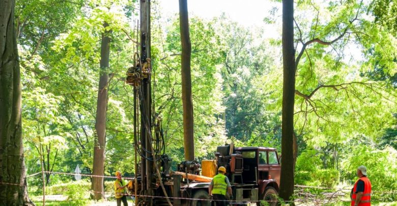 Trwają wiercenia otworów badawczych w Bytomiu. Mają pomóc w zlikwidowaniu zagrożenia