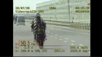 Gliwice: Motocyklista pruł po A1 242 na godzinę! Policjanci z grupy SPEED ledwo nadążali (fot.policja)