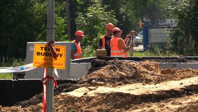 Prawie pół miliarda złotych na inwestycje kolejowe i wygodniejsze podróże w kierunku Katowic i Beskidów. Pociągi mają też szybciej pokonywać trasę