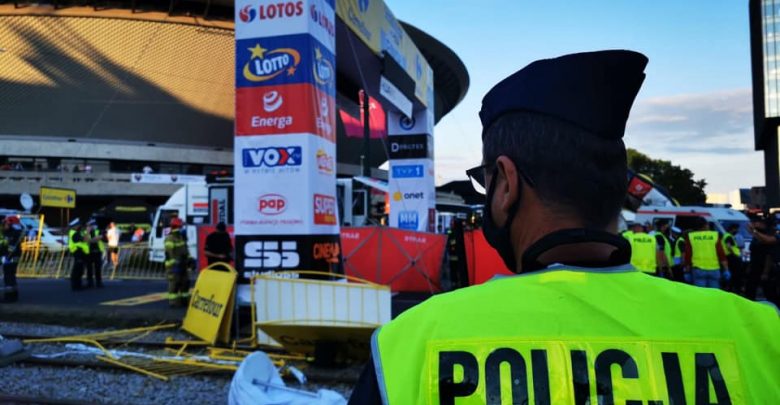 Tour de Pologne: Makabryczny wypadek pod Spodkiem w Katowicach! Holenderski kolarz w śpiączce! (fot.policja)