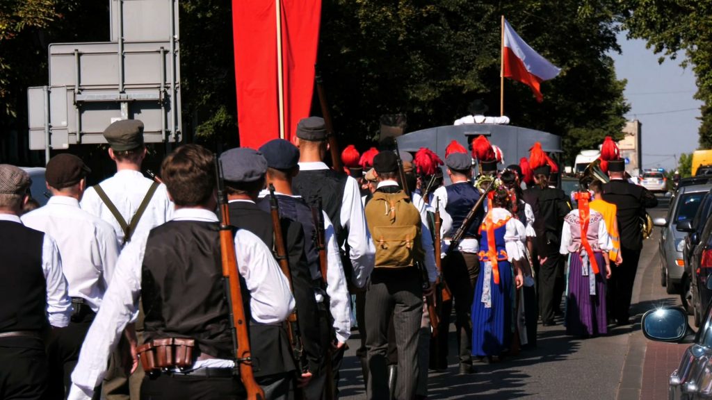 harcerze i harcerki Chorągwi Śląskiej ZHP uczcili setną rocznicę II powstania śląskiego, przypominając przy okazji te ważne wydarzenia także mieszkańcom Śląska
