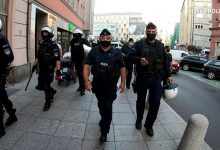 Katowice: Policja zatrzymała mężczyznę, który hajlował podczas manifestacji narodowców (fot.KWP Katowice)