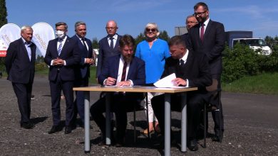 DK1 między Podwarpiem koło Siewierza, a Dąbrową Górniczą stanie się drogą ekspresową S1. Umowa na przebudowę prawie 7-kilometrowego podpisana została dzisiaj