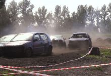 Lubią kurz, spaliny i rozwalanie aut! Wrak Race Silesia ponowni w Gliwicach