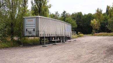 Tajemnicze ciężarówki pojawiły się w Sosnowcu. Mieszkańcy przerażeni tym, co jest w środku!