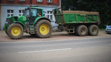 Kierowca "rekordzista" miał 2,5 promila i prowadził...ciągnik! [fot. KMP Piekary Śląskie]