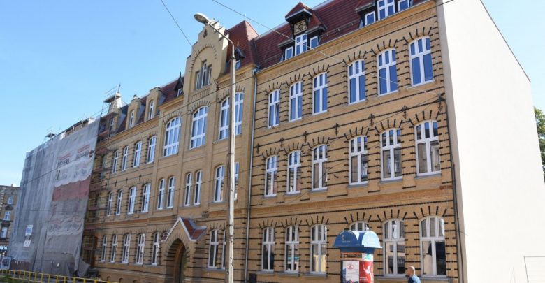 Bytom: Gruntowna modernizacja budynku Śląskiego Uniwersytetu Medycznego. Prace mają się zakończyć pod koniec roku (fot.UM Bytom)