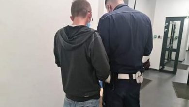 Miał problem za zaparkowaniem lanosa. Podczas badania alkotestem zabrakło skali (fot.policja.pl)