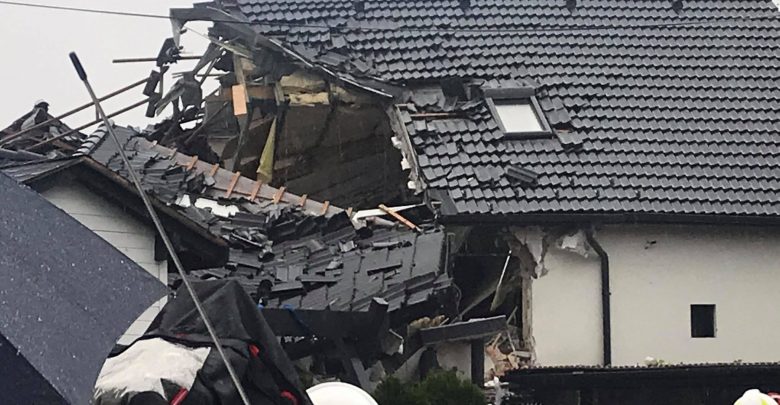 Śląskie: Potężny wybuch w Kobiernicach! Spod gruzów wydobyto pięć osób