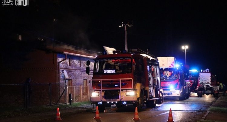 Śląskie: Pożar domu w Jankowicach. Jedna osoba nie żyje (fot.Śląska Policja)