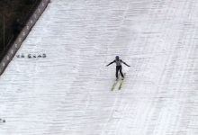 Smutny początek Pucharu Świata w skokach narciarskich w Wiśle. Ani śniegu ani kibiców