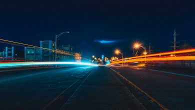 50 km/h całą dobę, koniec jazdy na zderzak. Rząd chce zmienić przepisy ruchu drogowego (fot.pexels.com)