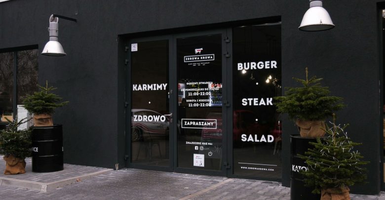 Katowice: Restauracje otwierają się na klientów! Ale bez jedzenia. O co chodzi?