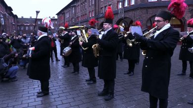 Choć godzinę później niż zwykle, to tradycji stało się zadość. Nadal jest żywa i przekazywana z pokolenia na pokolenie