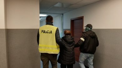 Śląskie: Zaatakowała go nożem. Matka odpowie za zabójstwo syna (fot.Śląska Policja)