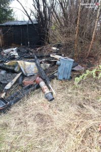 Tragiczny w skutkach pożar w Jastrzębiu-Zdroju. W spalonej altanie znaleziono zwłoki. Kolejna osoba z pożaru trafiła do szpitala