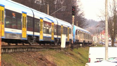 Dziś do użytku tymczasowo oddano zrewitalizowaną linię kolejową Pierściec – Skoczów – Goleszów. To ważna informacja dla wszystkich, którzy chcą z Katowic dojechać pociągiem do Wisły