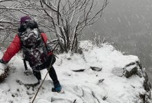 Dramatyczna akcja GOPR Beskidy. Transportowali turystę na linach. Fot. arch. GOPR Beskidy/M.Moskwa