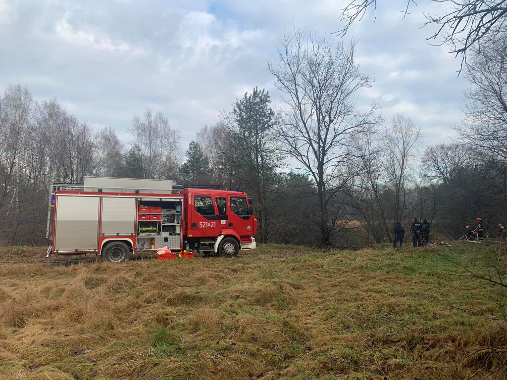 Makabryczne odkrycie w Mysłowicach. W rejonie Brzęczkowic, w rzece Przemsza przechodzień zauważył zwłoki. (fot.Paweł Jędrusik)