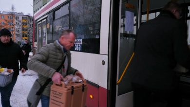 Zapowiadaliśmy - teraz możemy go pokazać. Na ulice Sosnowca wyjechał CiepłoBus. W autobusie osoby bezdomne i potrzebujące będą mogły się ogrzać i zjeść ciepły posiłek