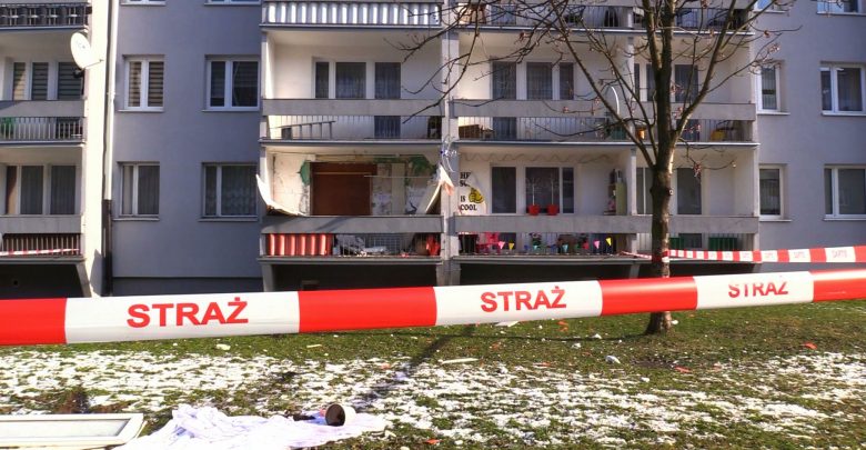 Trwa śledztwo w sprawie wybuchu, do którego doszło w sobotę około godziny 18 w budynku wielorodzinnym przy ul. Przedwiośnie w Gliwicach