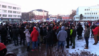 wojciechowski Protest w Rybniku pod komendą policji ws. wydarzeń w Face 2 Face: "To nie policja, to bandyci!!!"