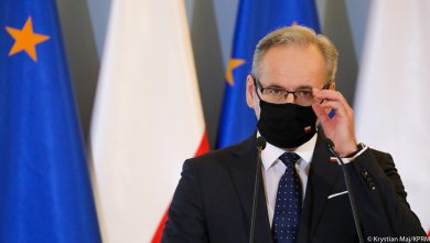 Minister zdrowia zlecił przeprowadzenie kontroli w szpitalach, które dysponują szczepionkami. Chodzi o sprawdzenie jak i przez kogo wykorzystywane są dostarczone do placówek dawki (fot.KPRM)