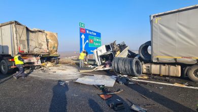 Zderzenie trzech ciężarówek na autostradzie A4 w Gliwicach! Wypadek miał miejsce na A4 na wysokości bramek w kierunku na Wrocław. (fot.Śląska Policja)