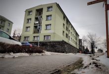 Mikołów: miał 3 promile, wjechał w samochody na parkingu. Fot. KPP Mikołów