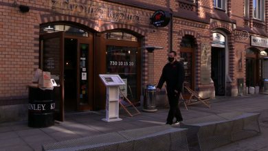 Kolejny lokal w Katowicach otworzył się mimo zakazu. Zdrowa Krowa na Mariackiej znowu działa