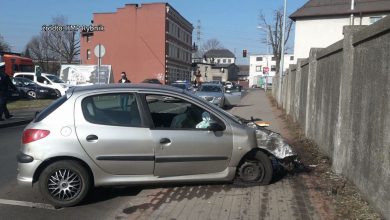 Rybnicka policja ścigała dziś rano ulicami miasta pijanego kierowcę. Wcześniej otrzymali zgłoszenie o kierowcy jadącym ulicą Przemysłową w dzielnicy Paruszowiec-Piaski