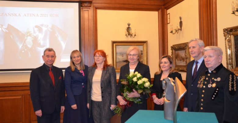 Znamy już laureatów nagrody zainicjowanej przez przez prezydent Zabrza, dr Małgorzatę Mańkę-Szulik. Zabrzańska Atena jak co roku trafiła ręce ludzi nauki i przedsiębiorczości (fot.UM Zabrze)