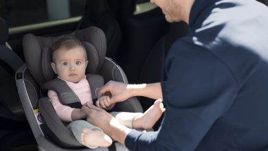 Foteliki obrotowe - wygoda od 1. dnia życia (foto.materiały partnera)