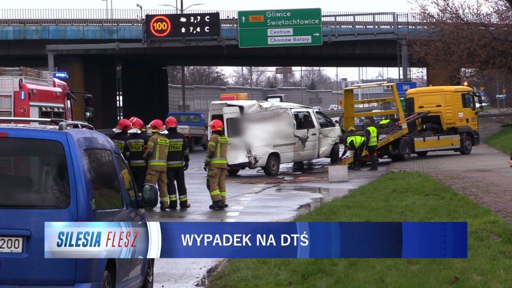 Wypadek sparaliżował DTŚ w Katowicach. Dwie osoby ranne