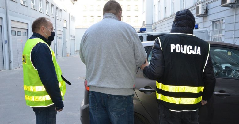 Wykorzystywali seksualnie 14-latkę. Jednemu z nich grozi dożywocie (fot.policja.pl)