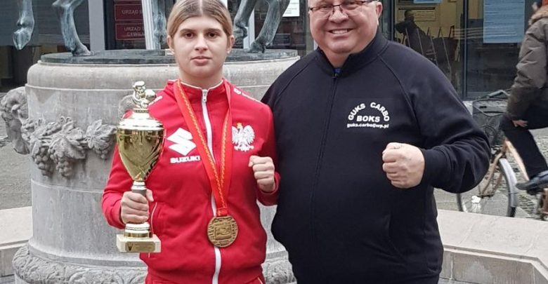 Śląskie: Ta dziewczyna mierzy w złoto. Alexas Kubicka wystartuje w Młodzieżowych Mistrzostwach Świata w Boksie! (fot.UM Gliwice)