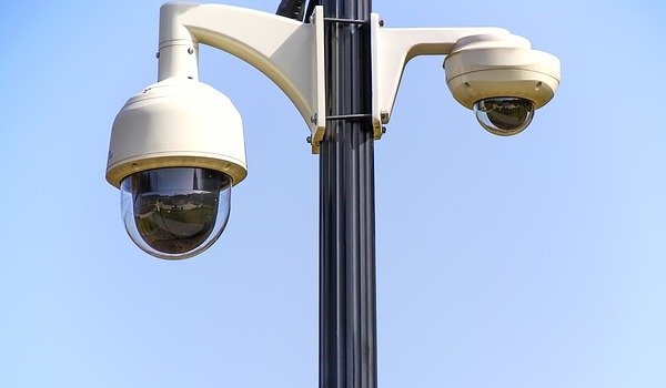 Rozbudowa siemianowickiego Systemu Monitoringu Wizyjnego Miasta ma na celu wzrost poczucia bezpieczeństwa wśród mieszkańców. [fot. poglądowa / www.pixabay.com]