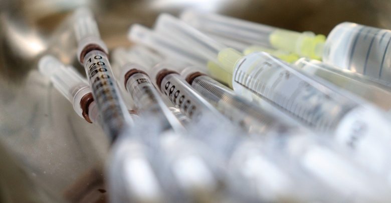 Ruszyły szczepienia populacyjne w Szpitalu Wojewódzkim w Bielsku-Białej. Kto może się zaszczepić? (fot.UM Bielsko-Biała)
