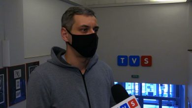 Aparat ma w oczach, klisze w głowie. Paweł Jędrusik z TVS nominowany do Grand Press Photo