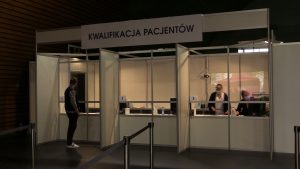 W hali MOSiR w Katowicach szczepią przeciwko covidowi. Na Janowie ruszył nowy punkt