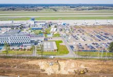 Trzeci hangar i kolej na lotnisko w Pyrzowicach. Fot. Slaskie.pl