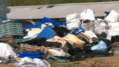 Szokujące odkrycie pod Pszczyną! Skąd tyle śmieci w Studzienicach? Sprawę bada Wojewódzki Inspektorat Ochrony Środowiska