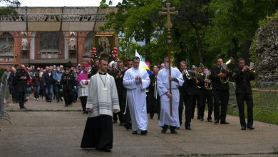 Z ograniczeniami, ale odbyła się. Mężczyźni przyszli na piekarskie wzgórze w tradycyjnej pielgrzymce