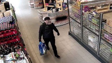 Policja z Gliwic daje wandalowi ultimatum. "Zgłaszasz się, albo pokażemy twoją twarz!" (fot.KMP Gliwice)