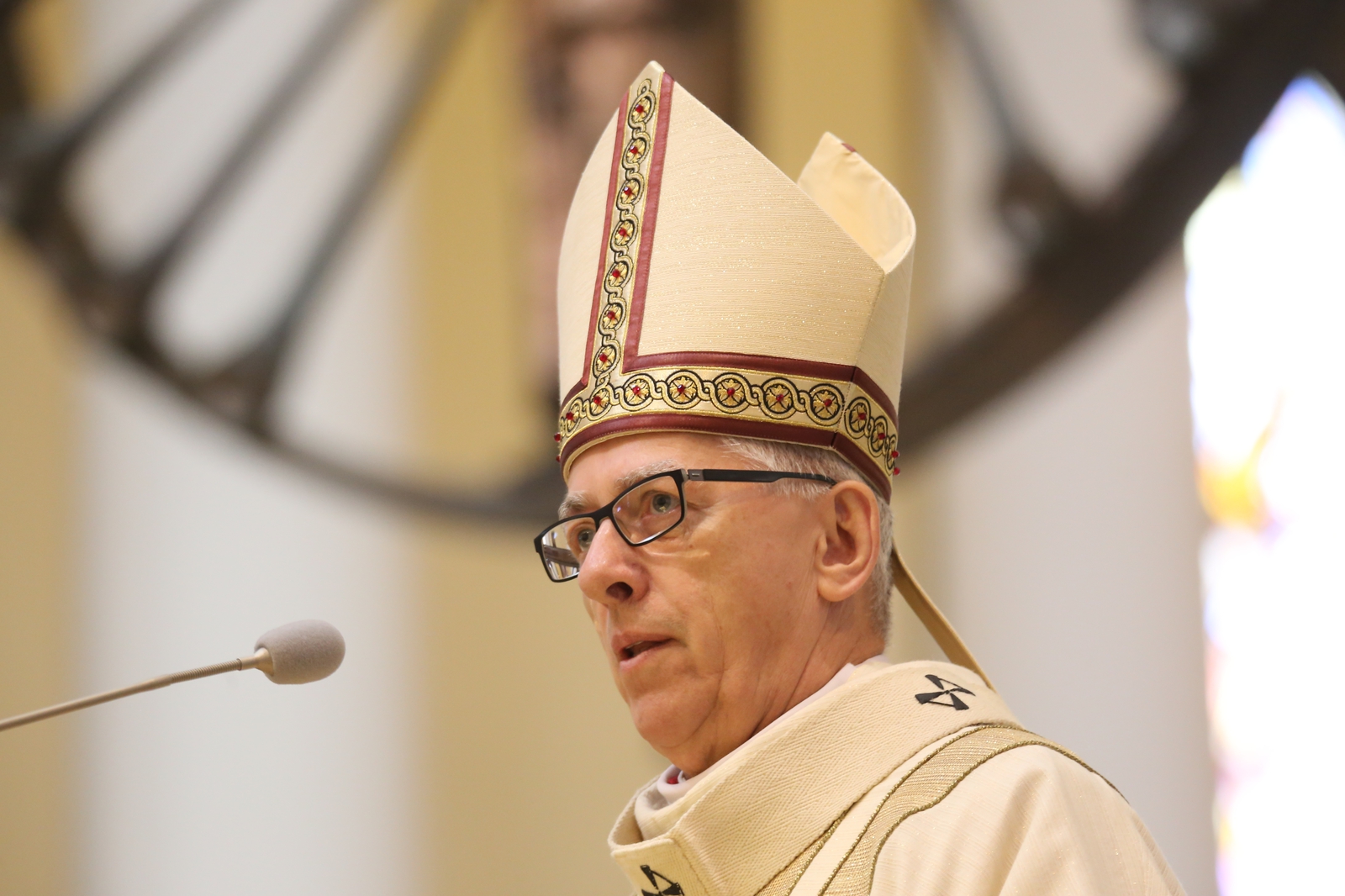 Abp. Wiktor Skworc odwołuje dyspensę od 20 czerwca. Fot. Archidiecezja Katowicka/Krzysztof Gawor